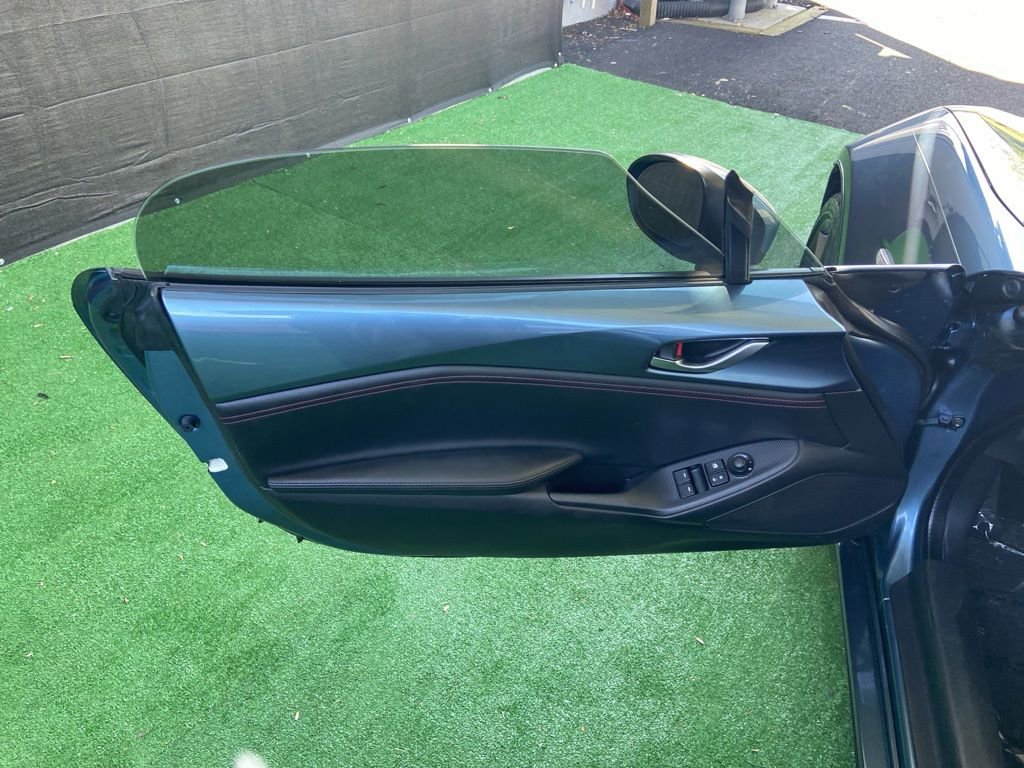 Used 2017 MAZDA MX-5 Miata Grand Touring RWD image 21