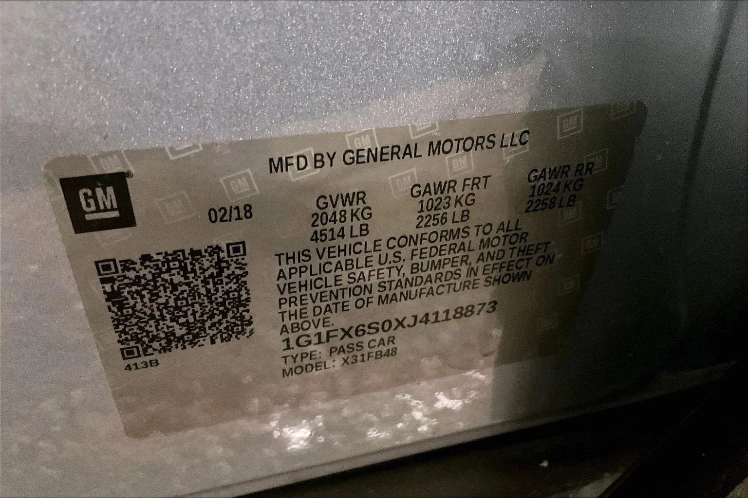 Used 2018 Chevrolet Bolt Premier w/ Driver Confidence II Package image 32