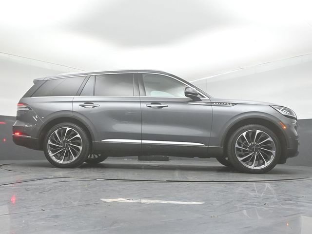 Used 2023 Lincoln Aviator Reserve w/ Equipment Group 201A image 39