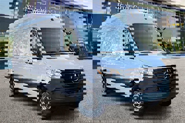 New 2025 Mercedes-Benz Sprinter 2500