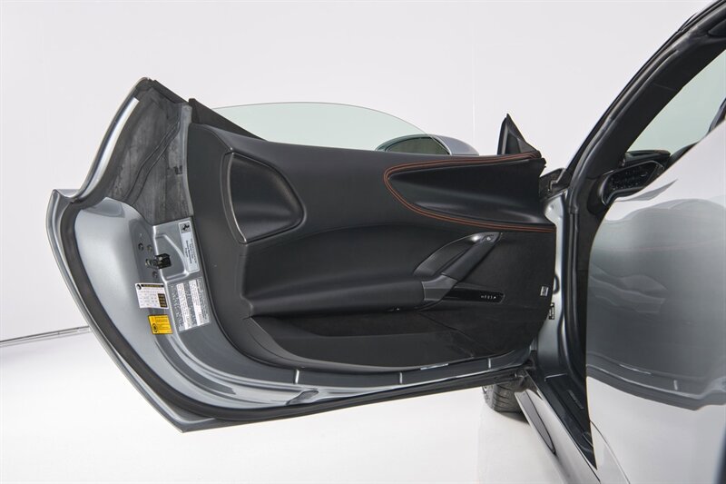 Used 2023 Ferrari SF90 Spider AWD/4WD image 14