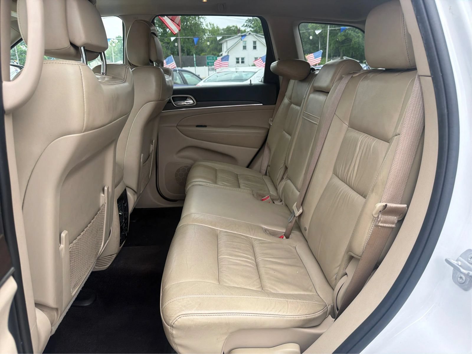 Used 2016 Jeep Grand Cherokee Limited AWD/4WD image 10