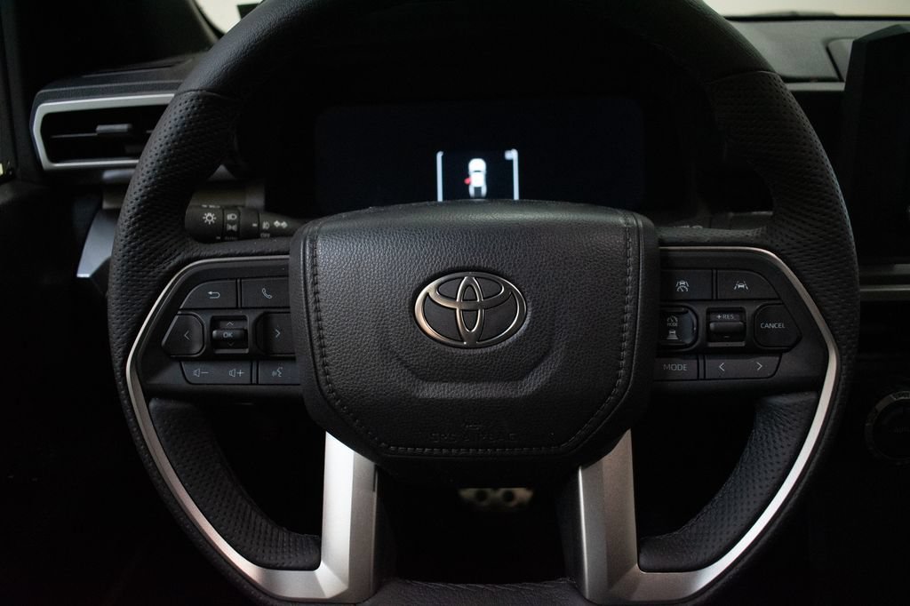 Used 2026 Toyota Tacoma TRD Sport AWD/4WD image 11