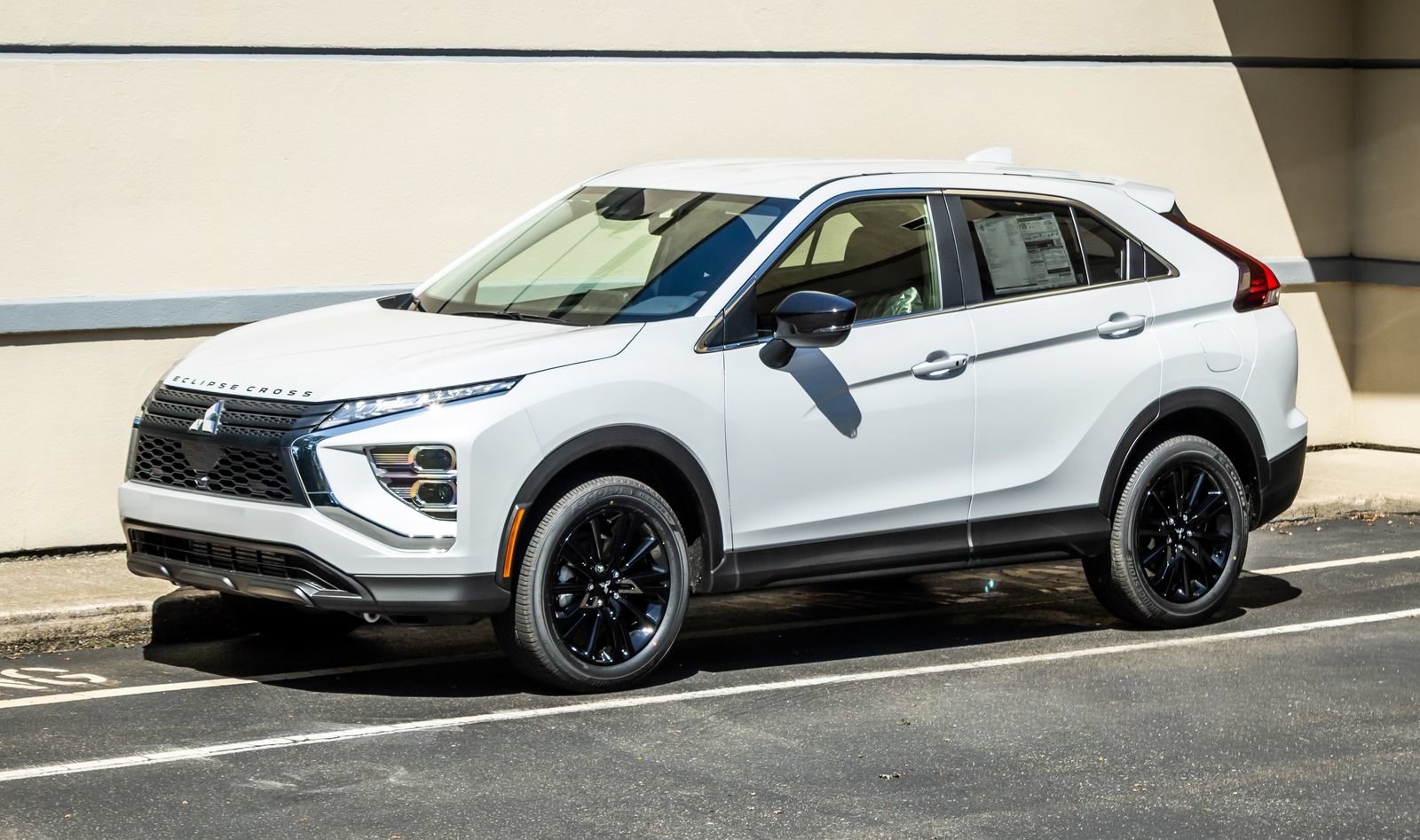 New 2026 Mitsubishi Eclipse Cross LE AWD/4WD image 3