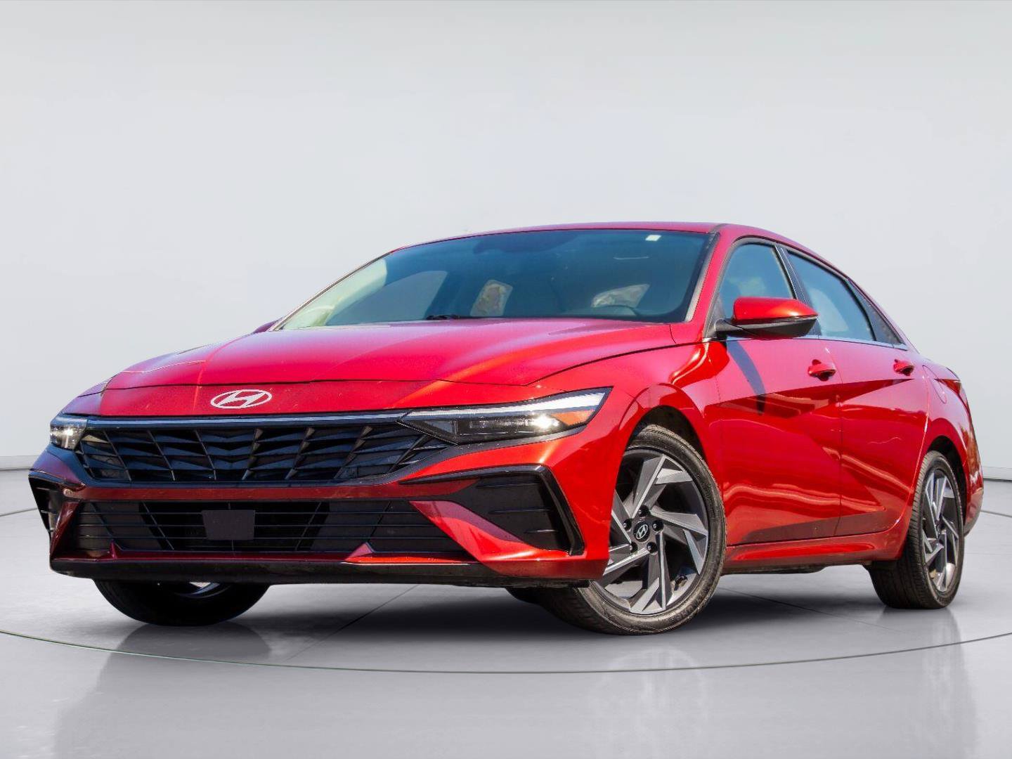 Used 2025 Hyundai Elantra Limited