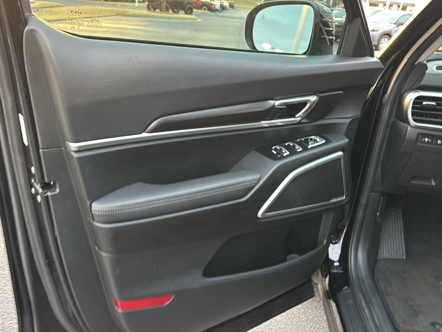 Used 2023 Kia Telluride S w/ S Sunroof Package image 14