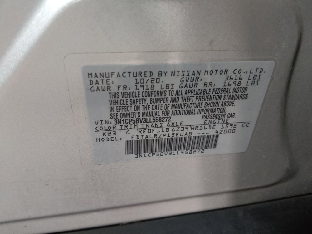 Used 2020 Nissan Kicks S FWD image 33