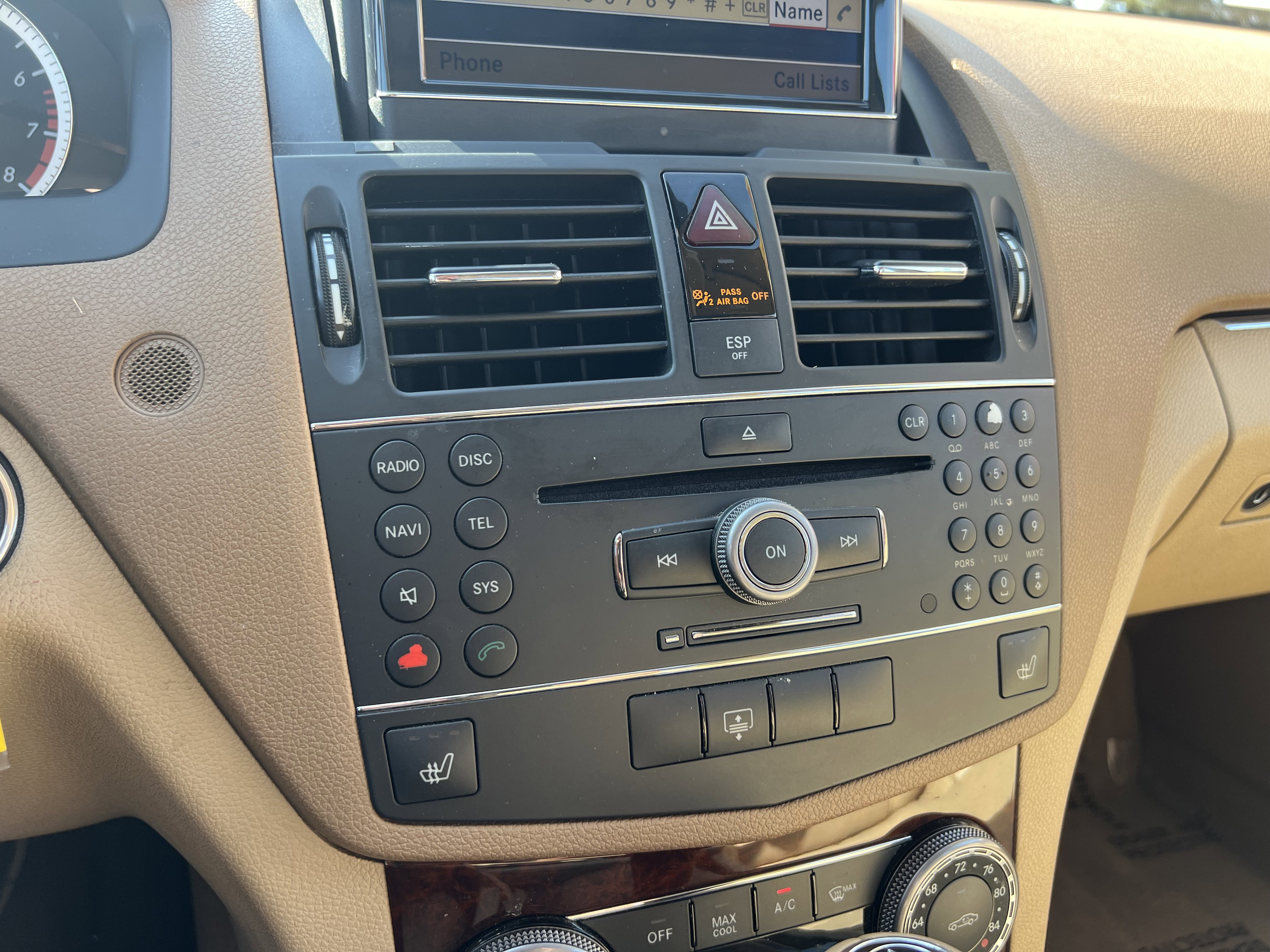 Used 2008 Mercedes-Benz C 300 Sedan w/ Multimedia Pkg image 27