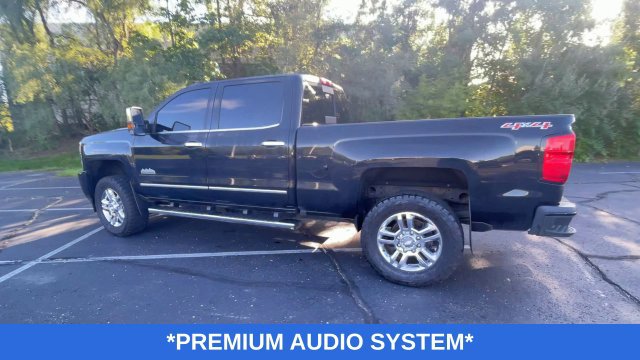 Used 2015 Chevrolet Silverado 2500 High Country w/ Duramax Plus Package AWD/4WD image 7