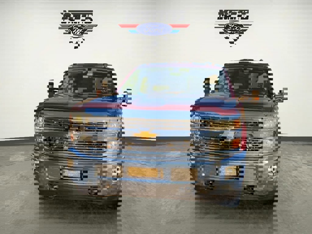 Used 2015 Chevrolet Silverado 3500 LT w/ LT Convenience Package image 8