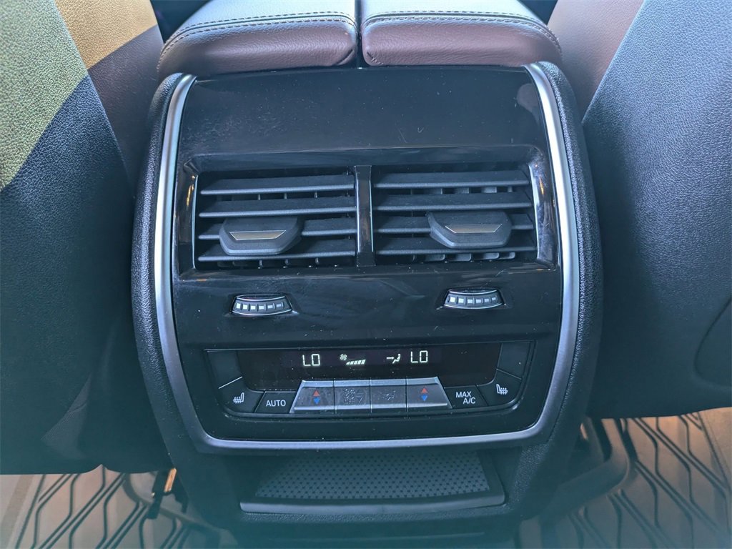 Used 2025 BMW X5 xDrive50e image 31