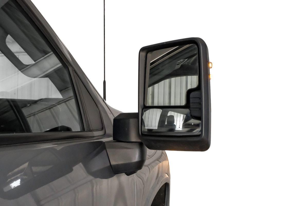 Used 2025 Chevrolet Silverado 2500 LT w/ Convenience Package image 43