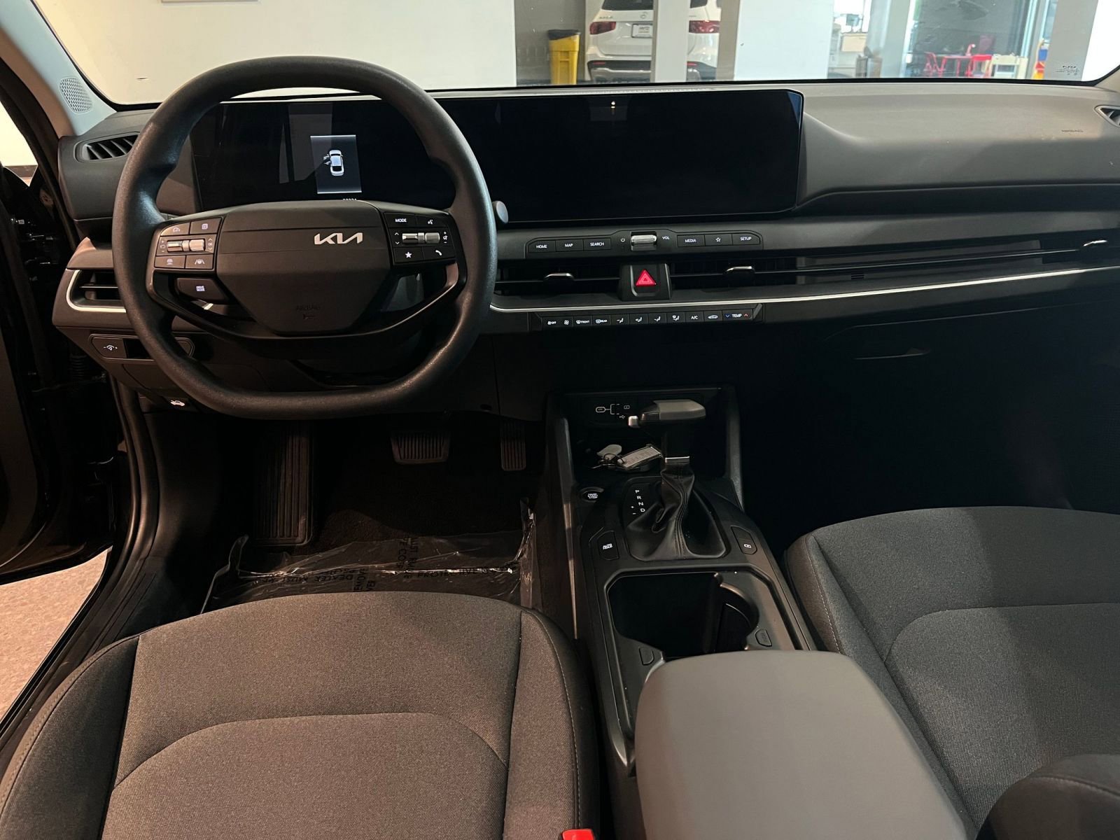 Used 2025 Kia K4 FWD image 34