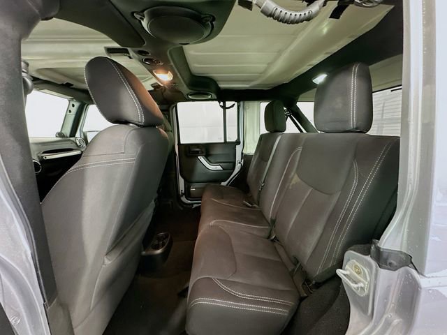 Used 2013 Jeep Wrangler Unlimited Sahara w/ Connectivity Group image 21