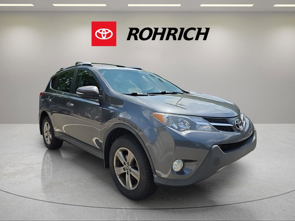 Used 2015 Toyota RAV4 XLE image 3