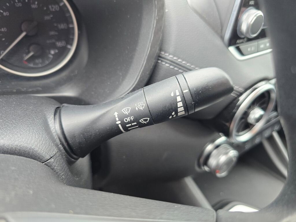 Used 2023 Nissan Sentra SV image 23