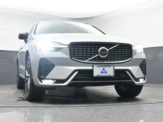 Used 2023 Volvo XC60 B5 Plus w/ Protection Package Premier image 10