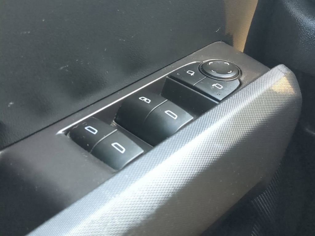 Used 2023 Chevrolet Colorado LT w/ LT Convenience Package II image 24