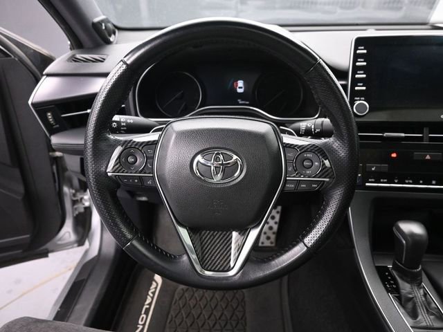 Used 2019 Toyota Avalon XSE FWD image 22