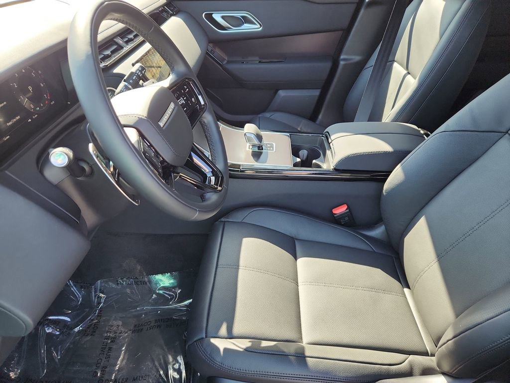 Certified 2026 Land Rover Range Rover Velar Dynamic SE AWD/4WD image 23