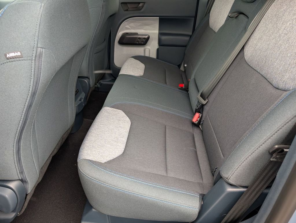 New 2025 Ford Maverick XLT image 44