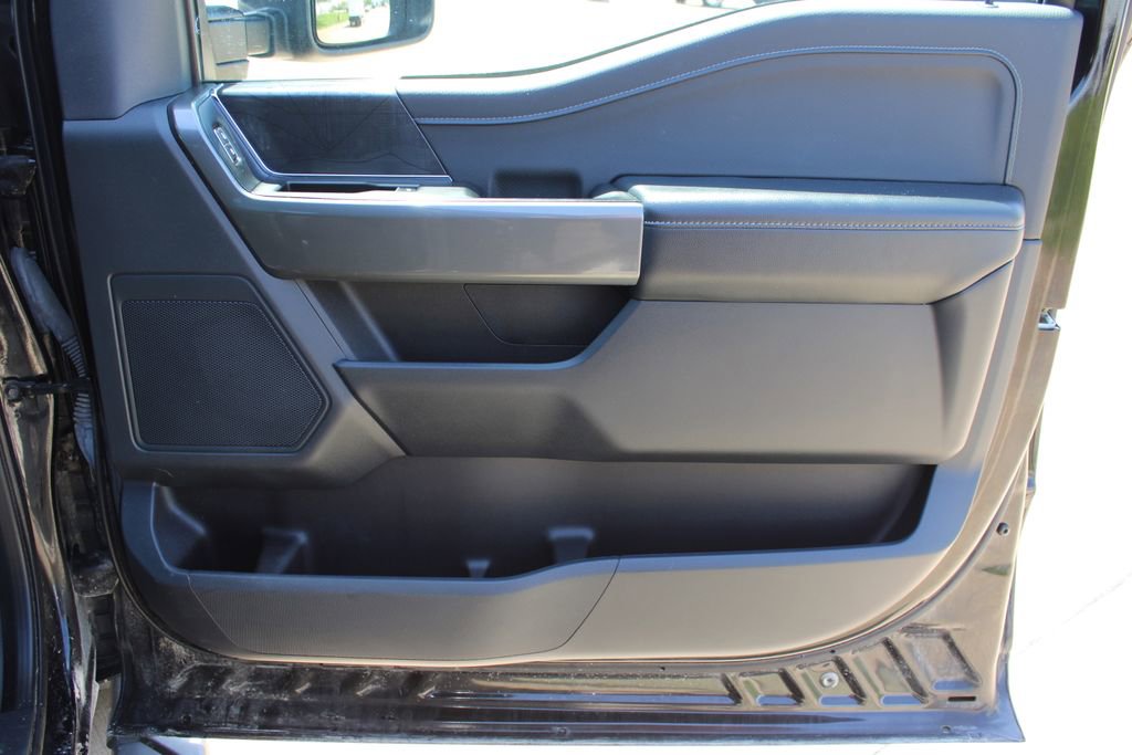 Used 2022 Ford F150 XLT w/ Equipment Group 302A High image 40