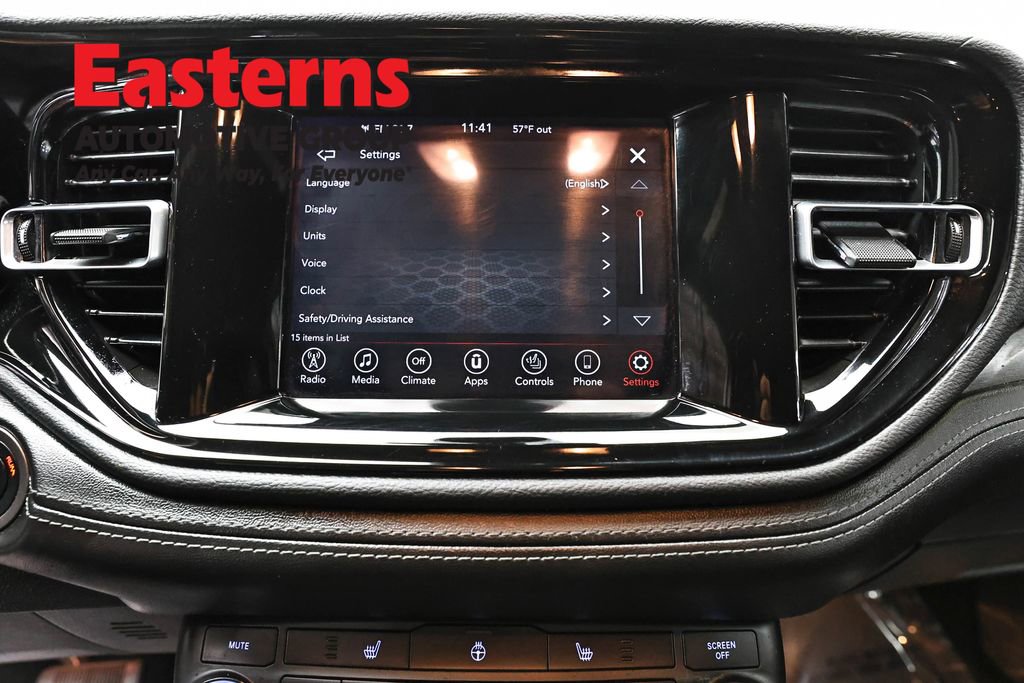 Used 2023 Dodge Durango SXT image 12