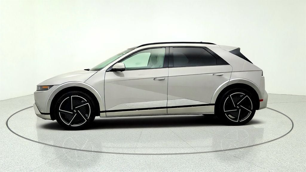 Used 2025 Hyundai Ioniq 5 Limited AWD/4WD image 8
