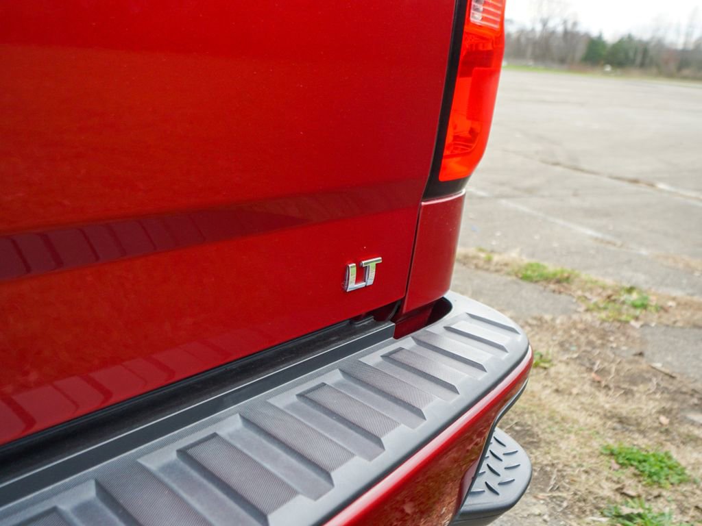 Used 2018 Chevrolet Silverado 1500 LT w/ All Star Edition image 13