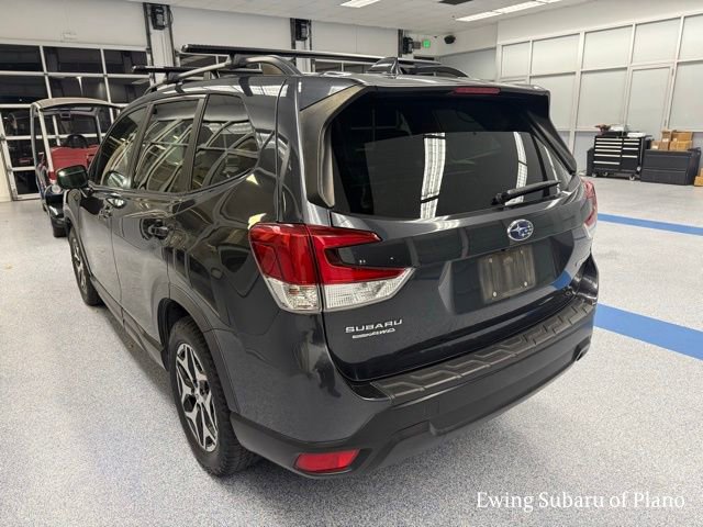 Used 2019 Subaru Forester Premium image 3