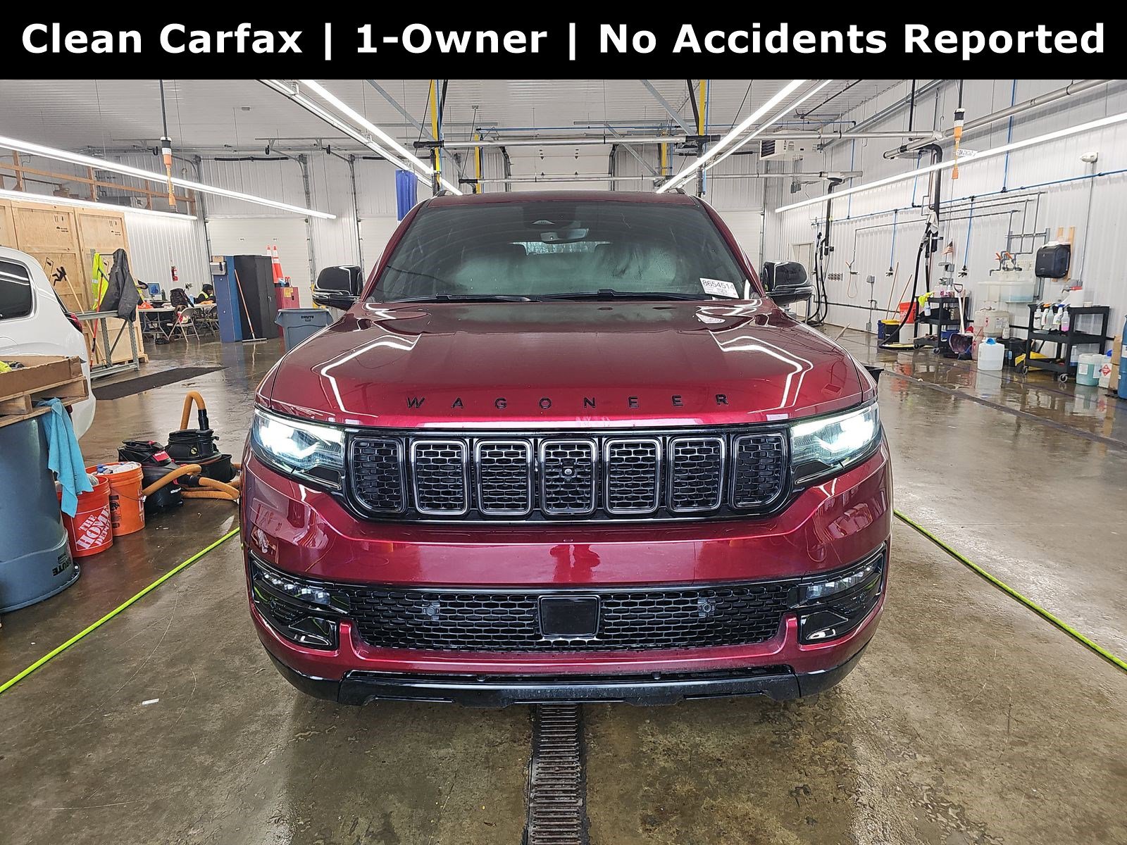 Used 2025 Jeep Wagoneer L Series II w/ Convenience Group I image 2