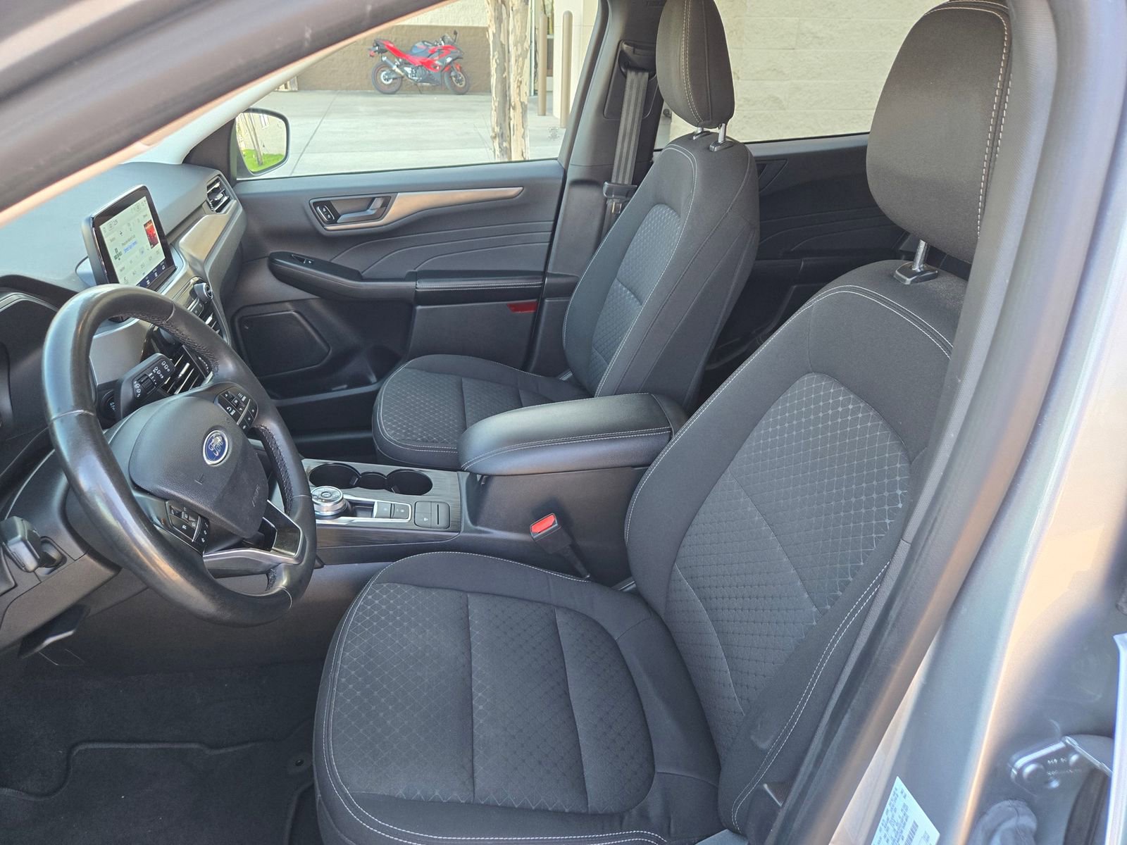 Used 2023 Ford Escape Active image 24