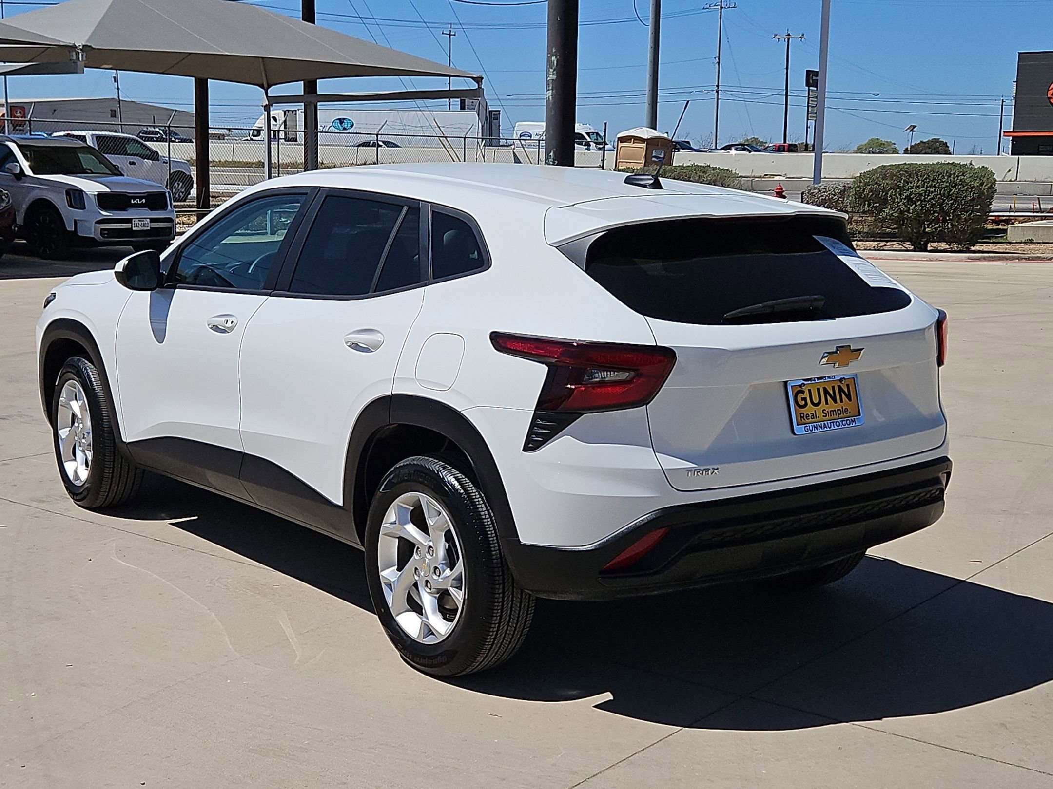 Certified 2025 Chevrolet Trax LS w/ LS Convenience Package image 5