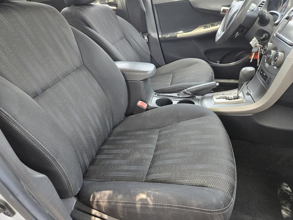 Used 2013 Toyota Corolla S FWD image 9