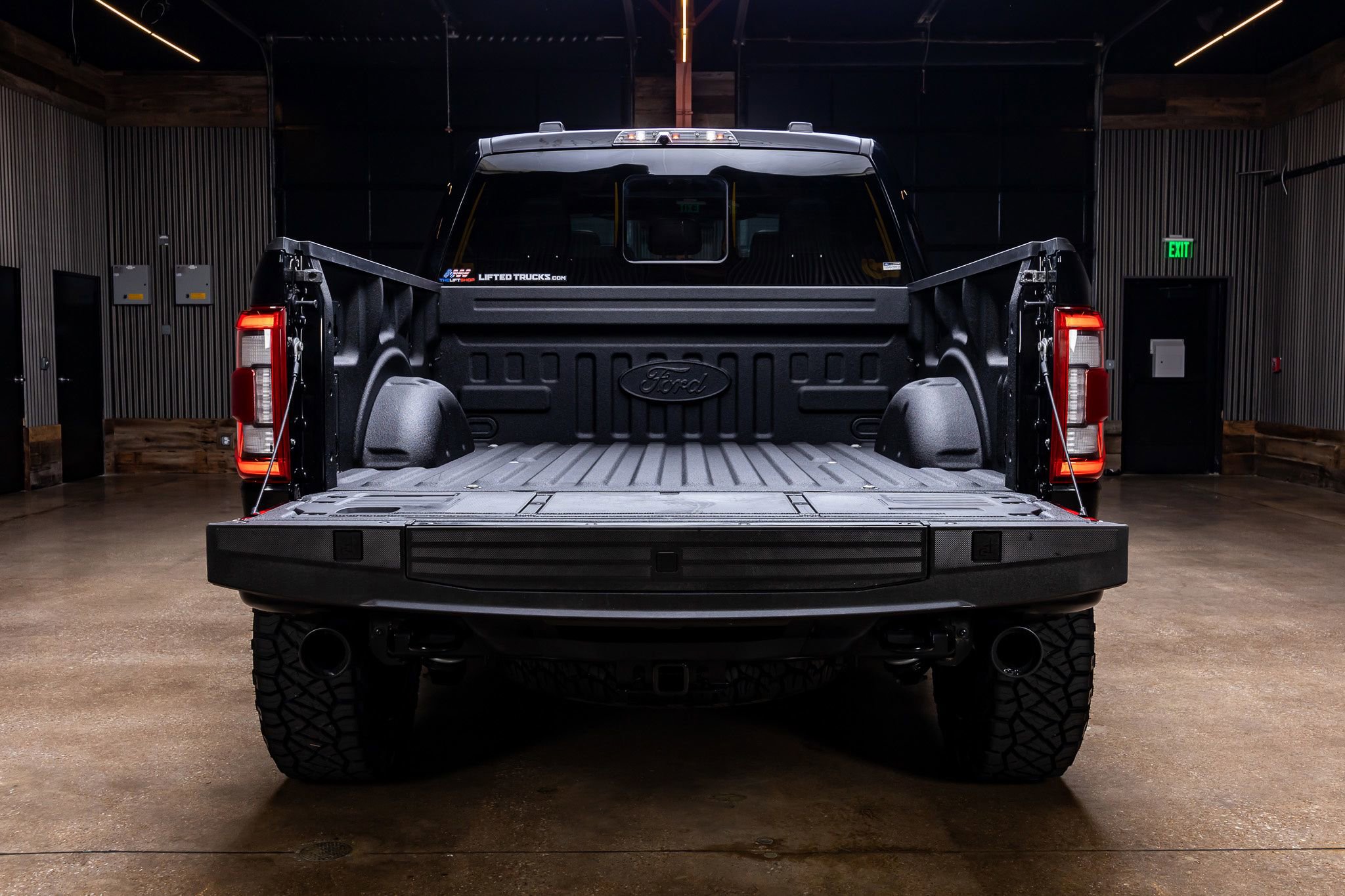 Used 2023 Ford F150 Raptor w/ Equipment Group 802A Raptor R AWD/4WD image 9