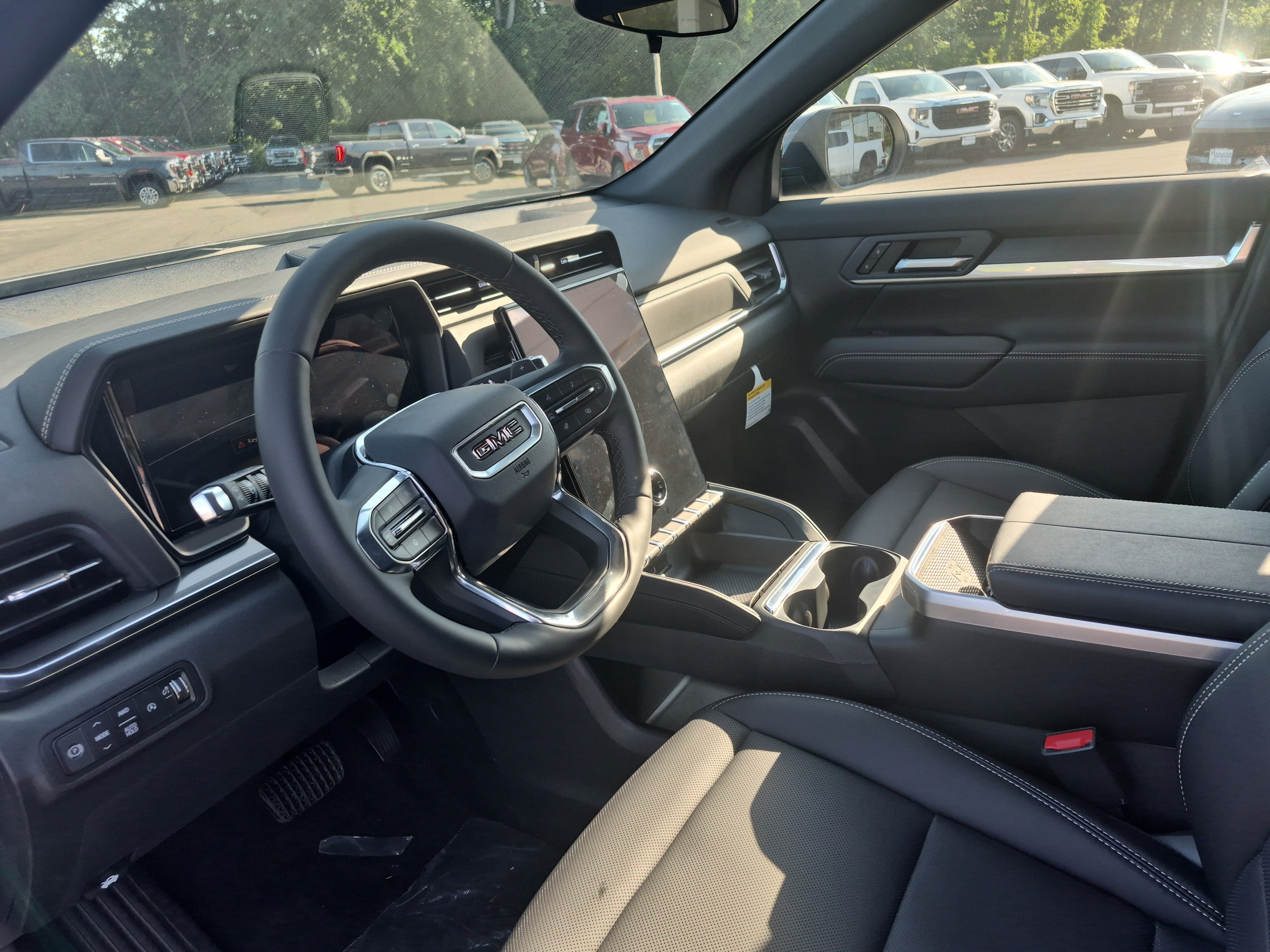 Used 2027 GMC Terrain Elevation w/ Elevation Premium Package AWD/4WD image 22