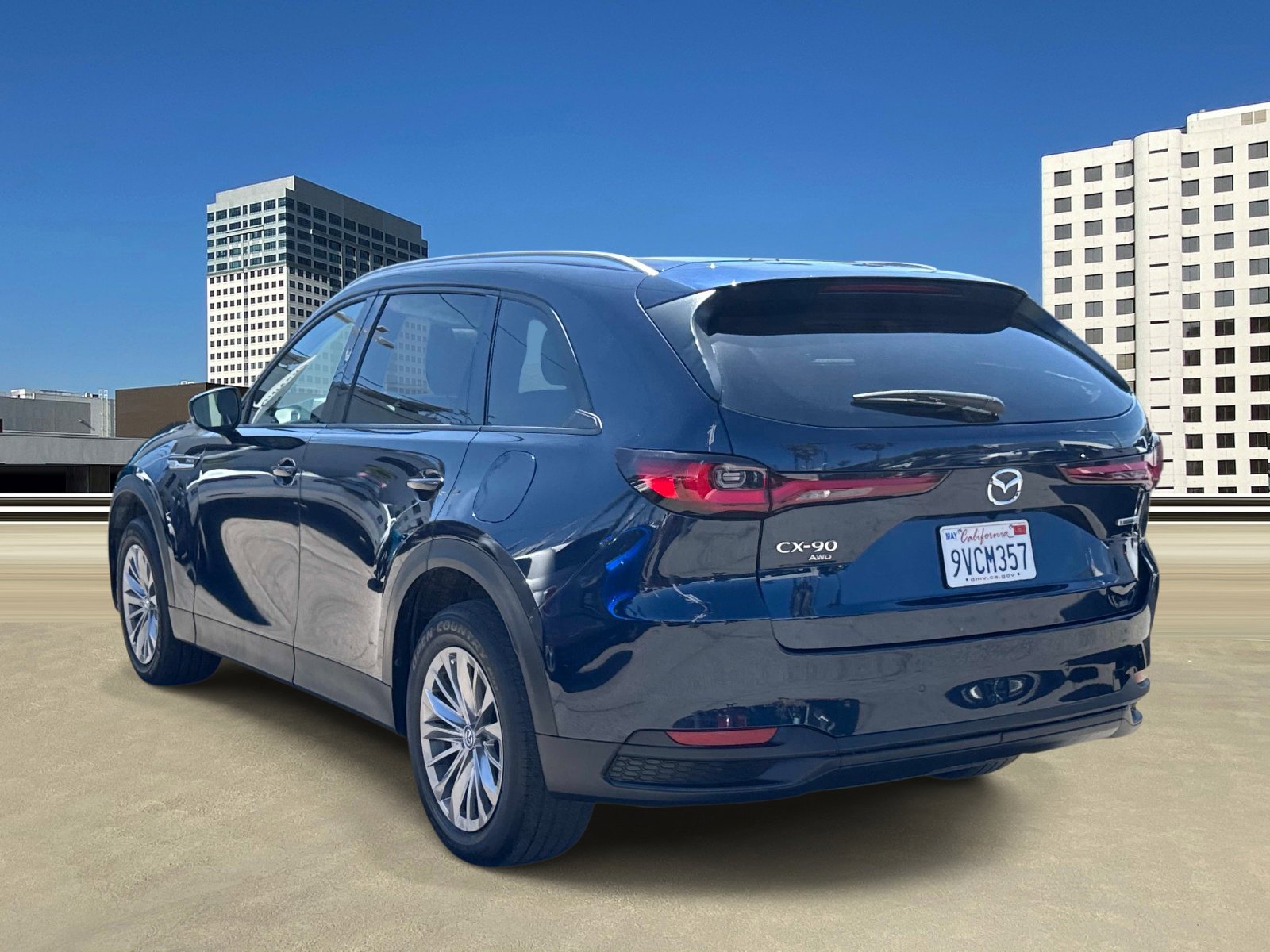 Used 2025 MAZDA CX-90 Plug-In Hybrid w/ Preferred AWD/4WD image 3