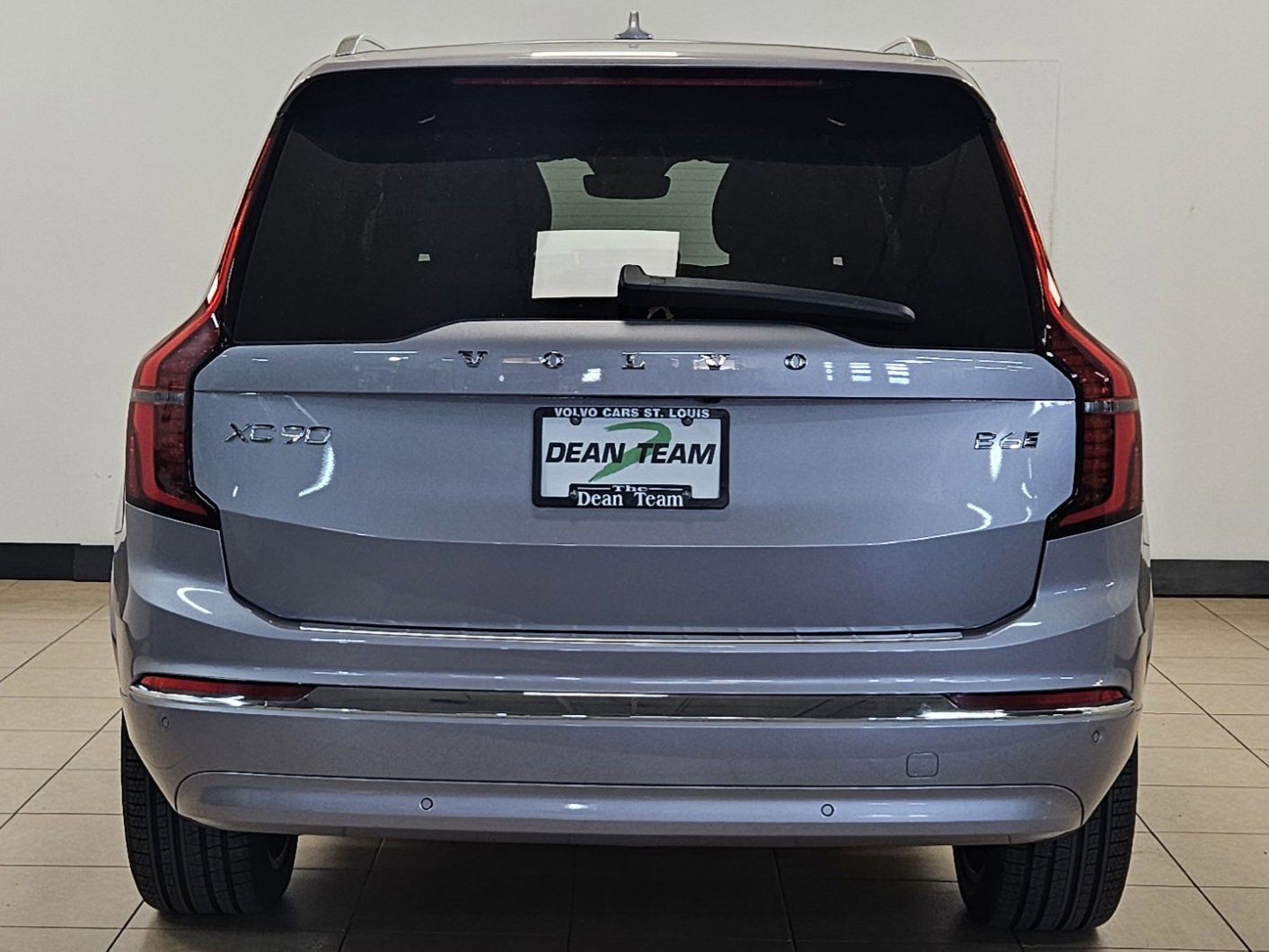 New 2026 Volvo XC90 B6 Plus w/ Protection Package Premier image 9