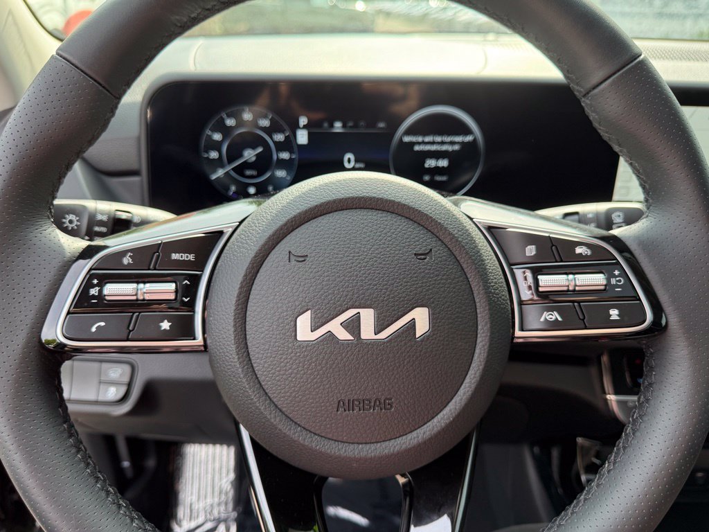 Used 2026 Kia Seltos SX w/ SX Sunroof Package AWD/4WD image 32