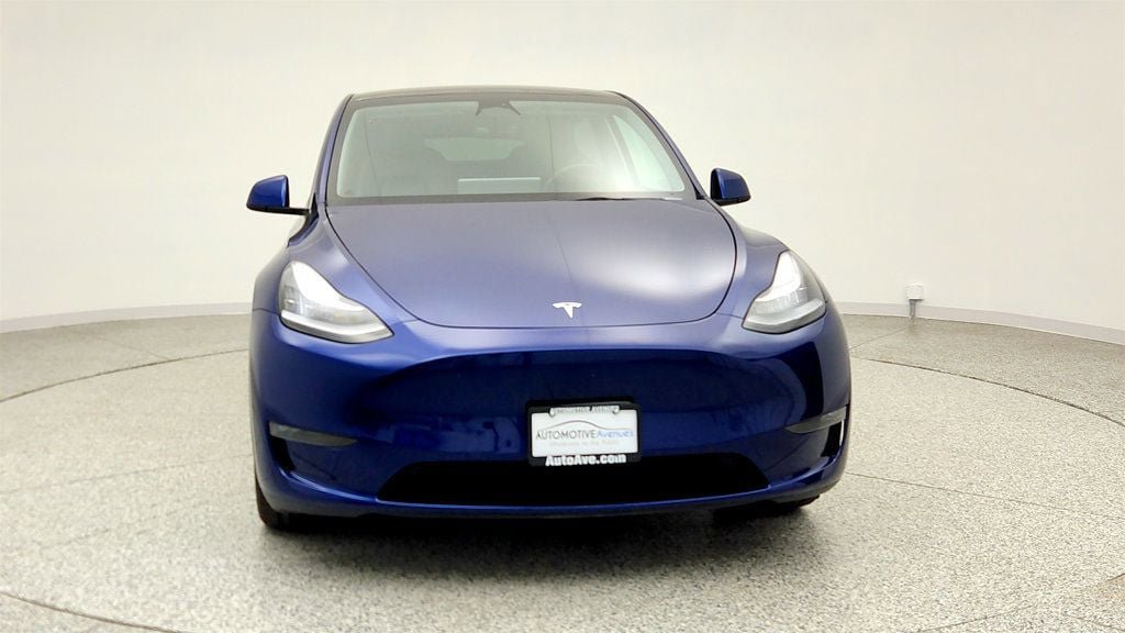 Used 2023 Tesla Model Y AWD image 2