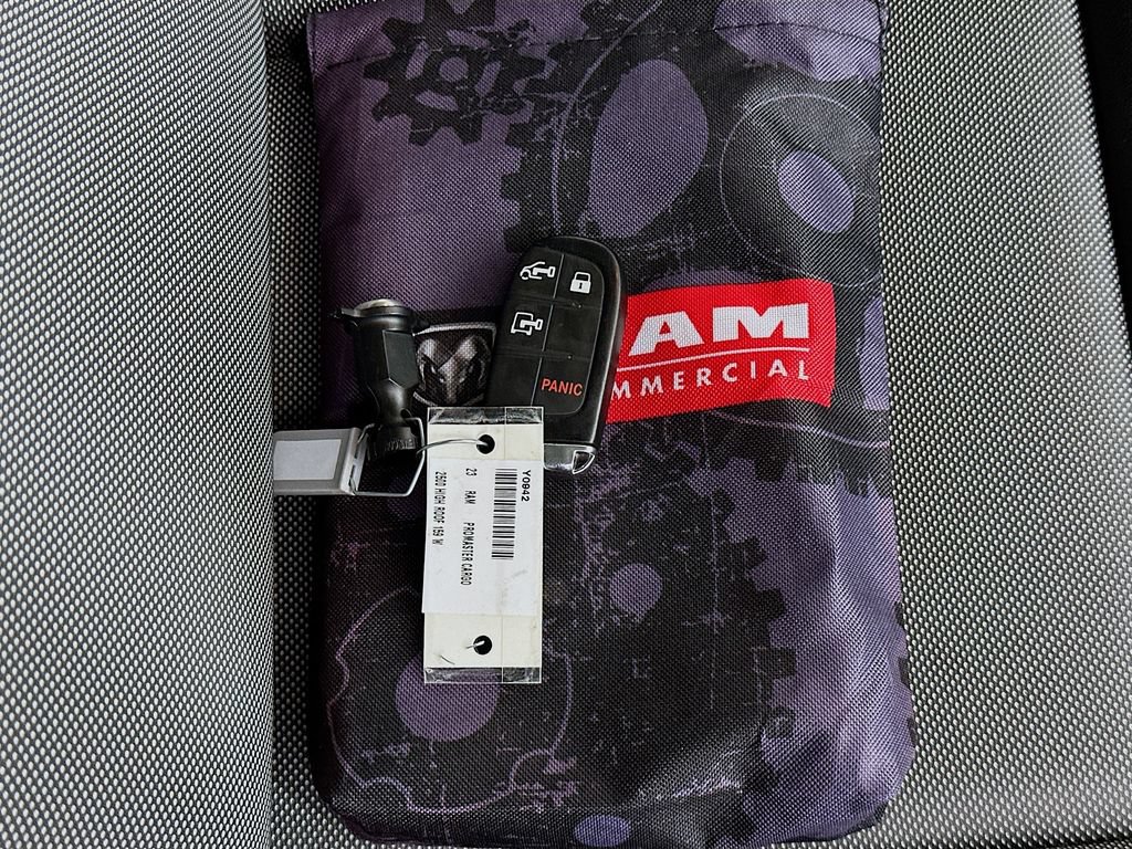 Used 2023 RAM ProMaster 2500 FWD image 33