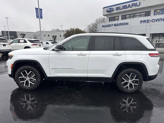 Used 2024 Jeep Grand Cherokee Limited image 2