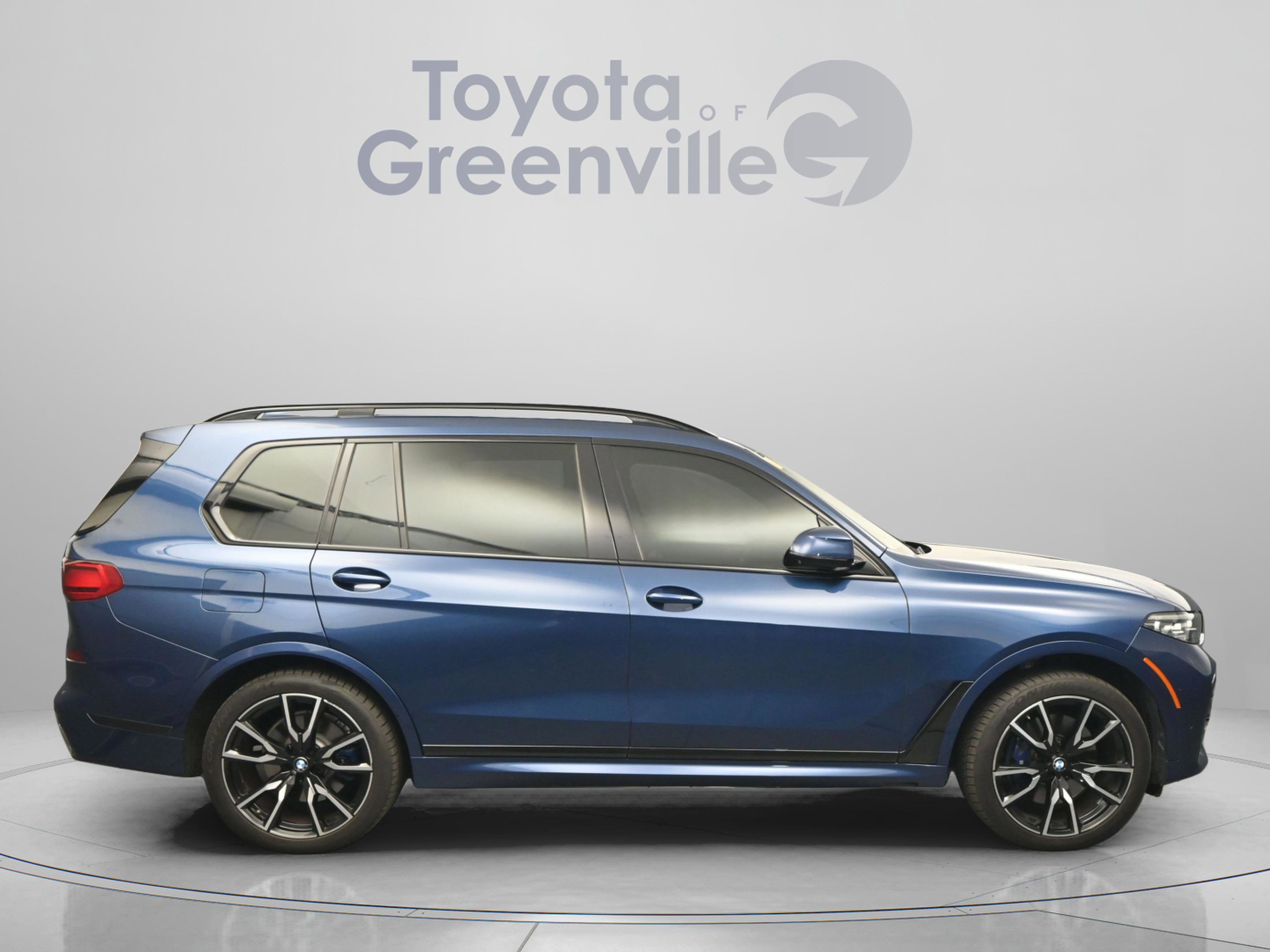 Used 2019 BMW X7 xDrive50i w/ M Sport Package AWD/4WD image 17
