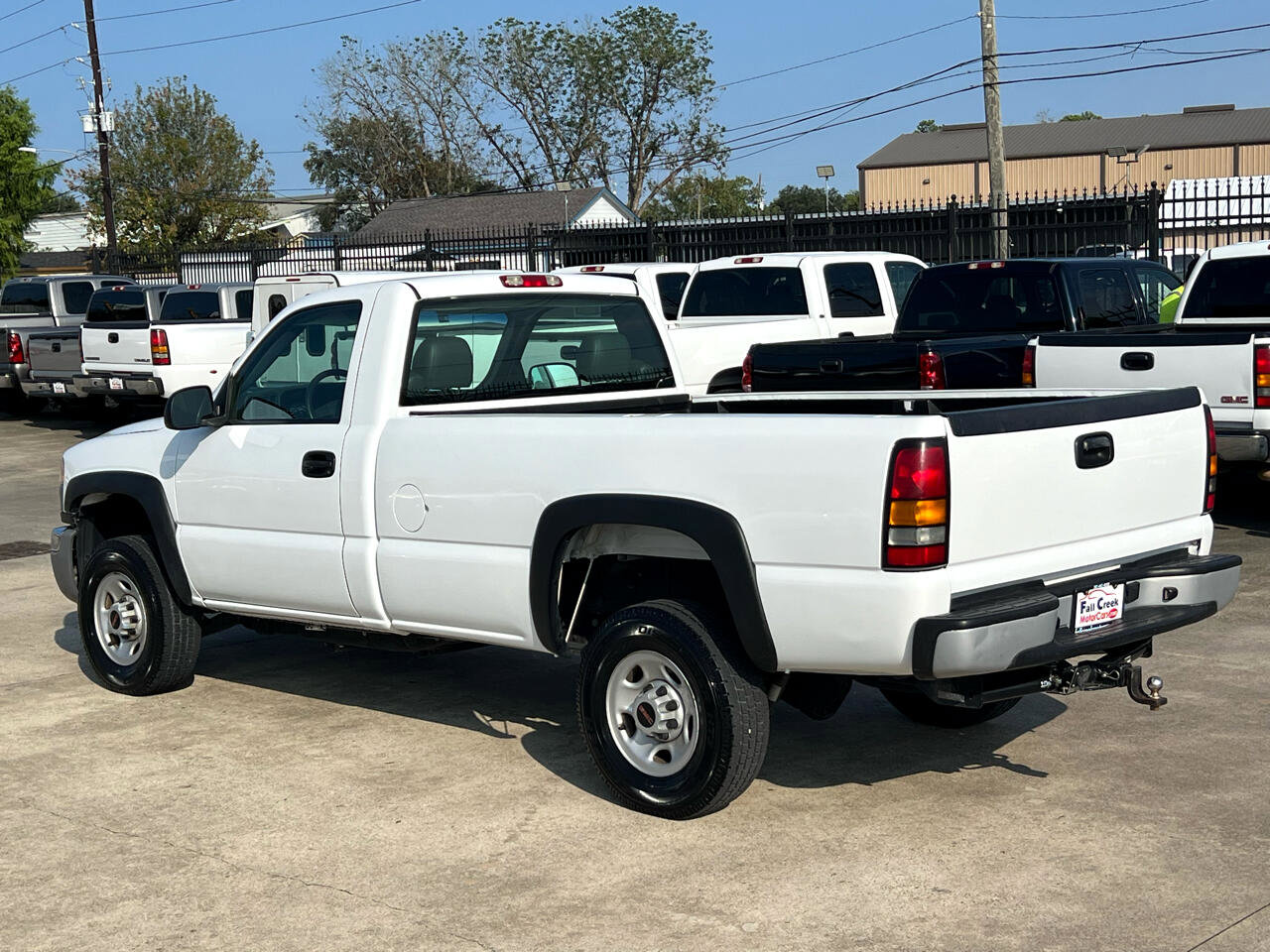 Used 2004 GMC Sierra 2500 W/T image 5