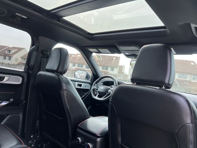 Used 2022 Ford Explorer ST-Line image 35