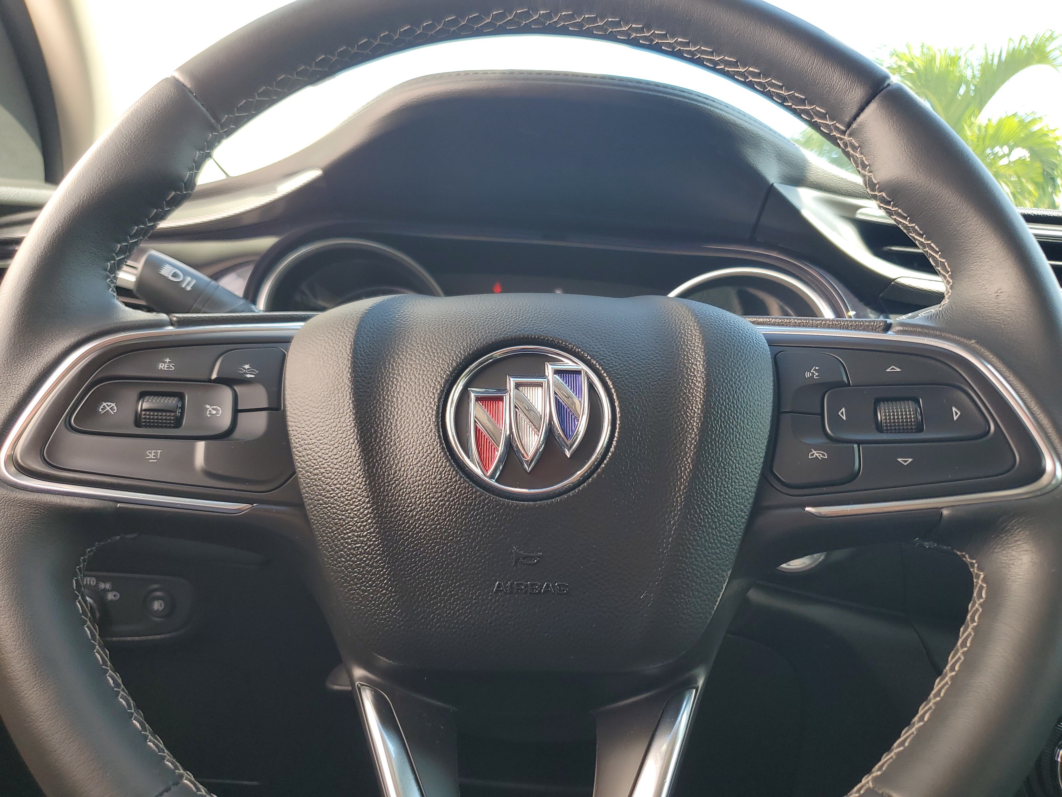 Used 2023 Buick Encore GX Select w/ Sport Touring Package FWD image 23