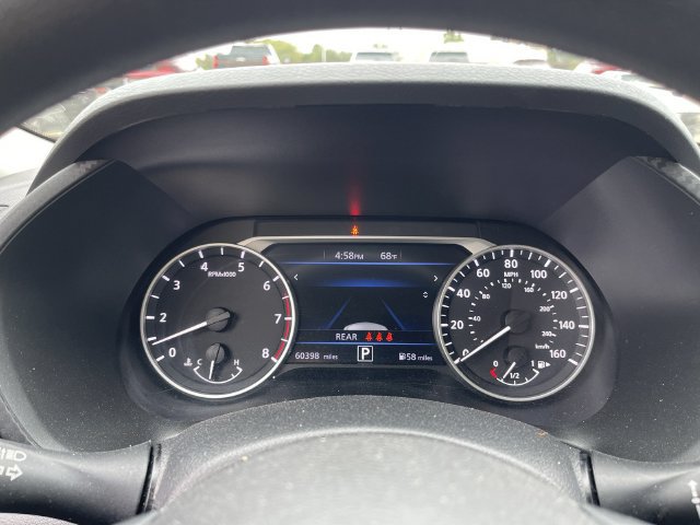Used 2024 Nissan Sentra SV FWD image 2