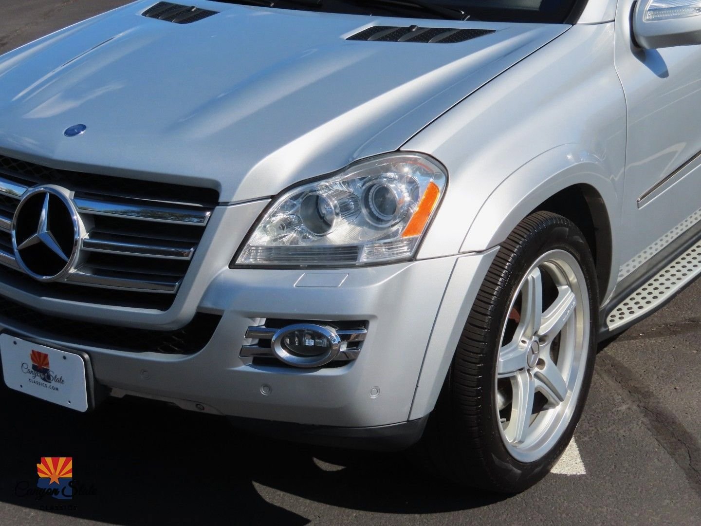 Used 2009 Mercedes-Benz GL 550 4MATIC image 16