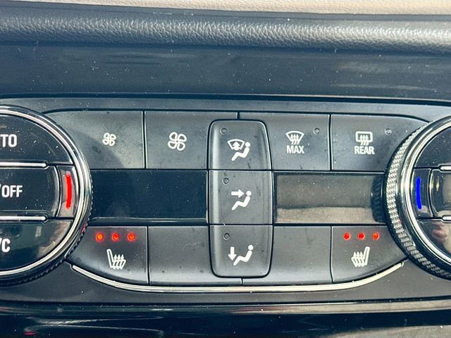 Used 2021 Buick Encore GX Essence w/ Advanced Technology Package image 20