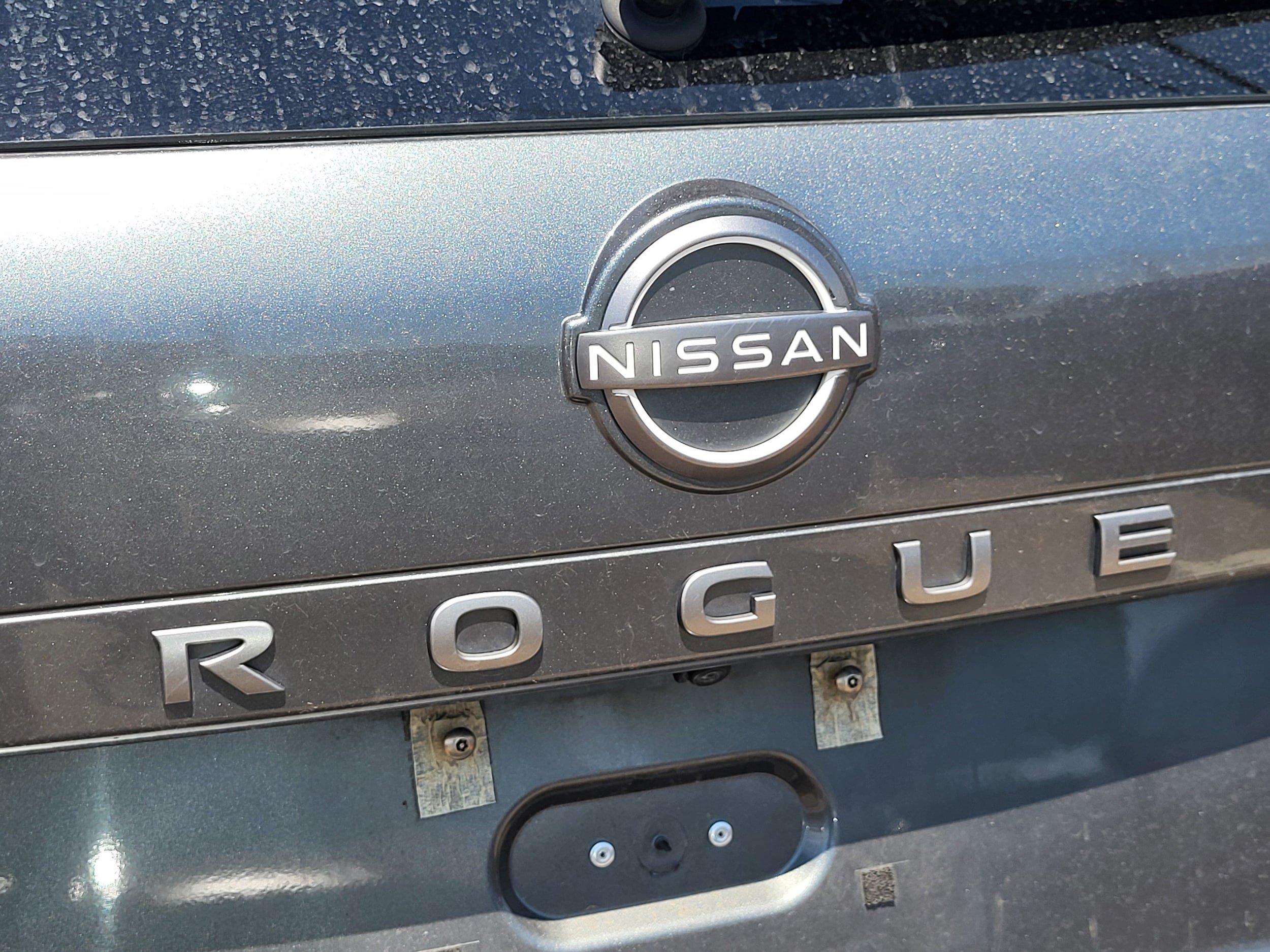 Used 2024 Nissan Rogue S AWD/4WD image 18